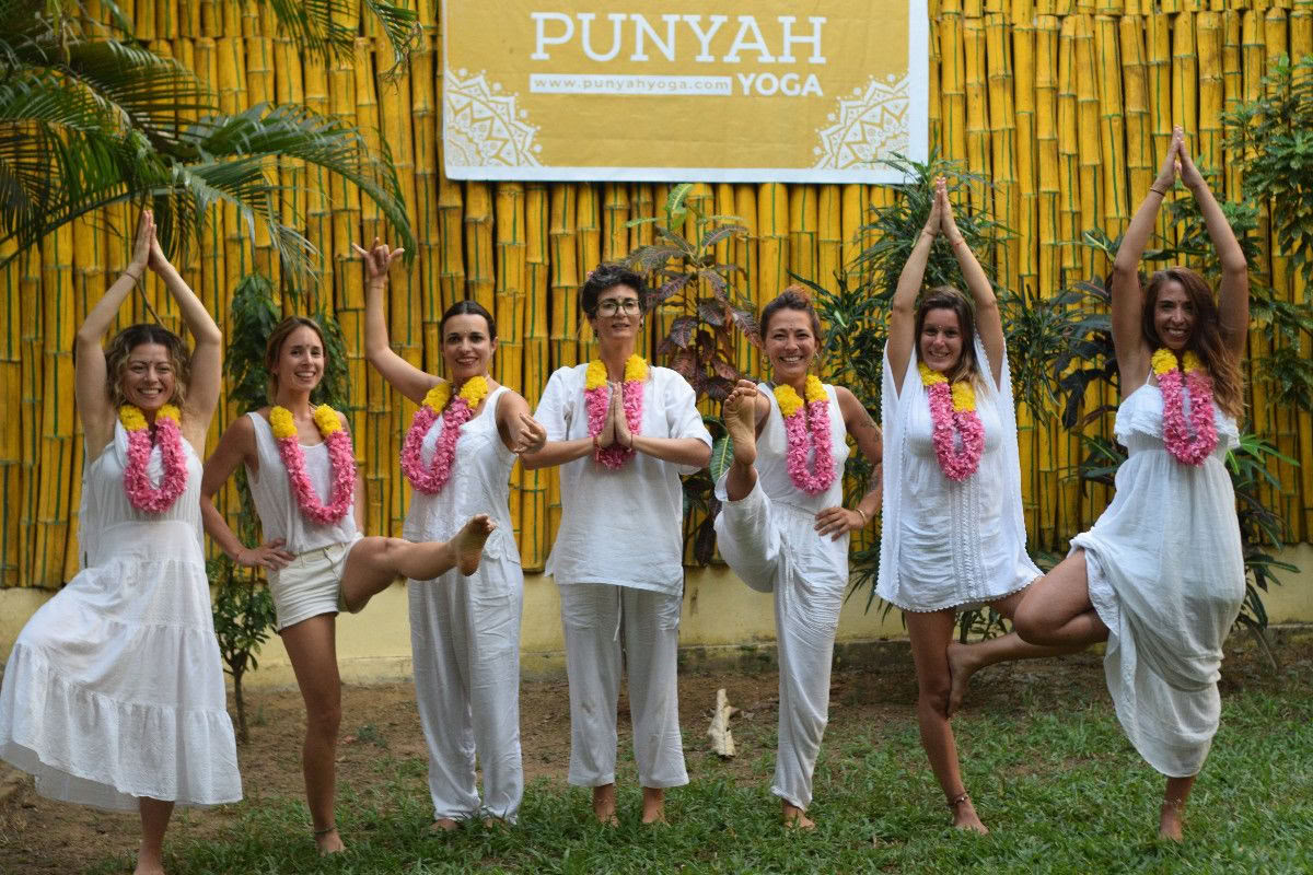 Formación de Profesores de Yoga de 200 horas – 1 sep - 23 sep 2026