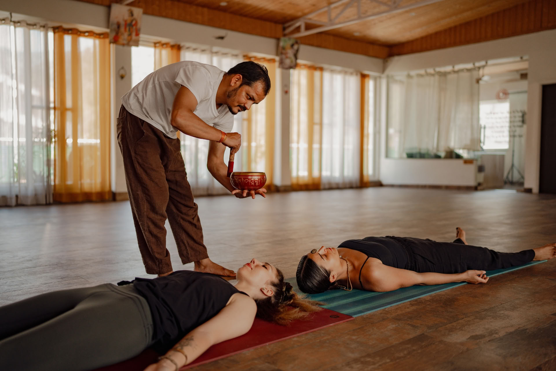 Formación de Profesores de Yoga de 200 horas – 5 oct - 23 oct 2026