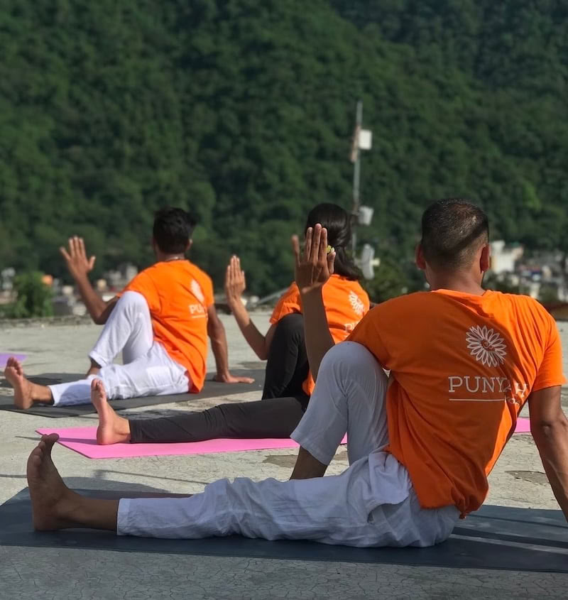 Formación de Profesores de Yoga de 200 horas – 5 oct - 23 oct 2026