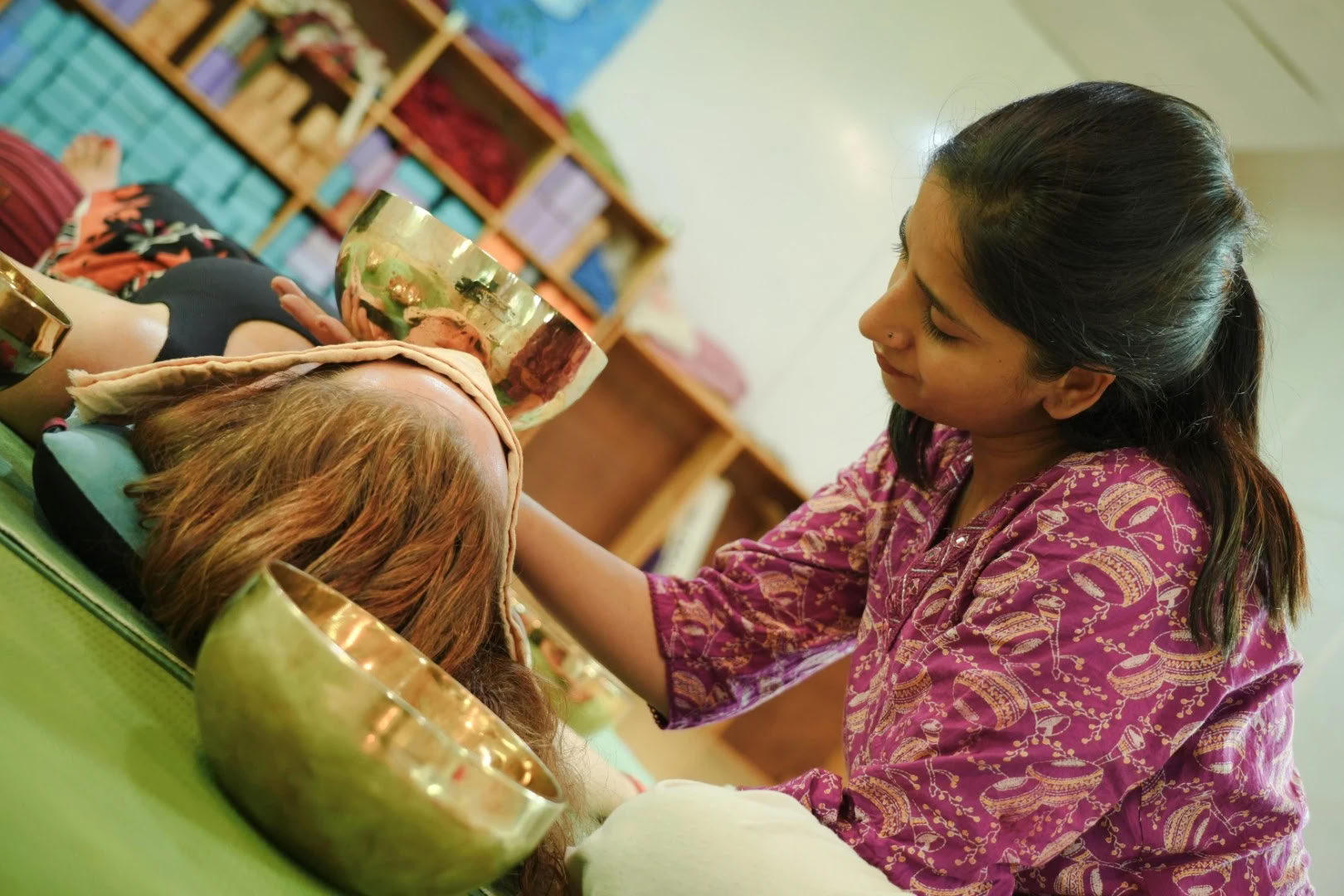 Formación de profesores de yoga de sanación con sonido en Rishikesh