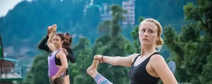 Formación de Profesores de Hatha Yoga de 300 horas