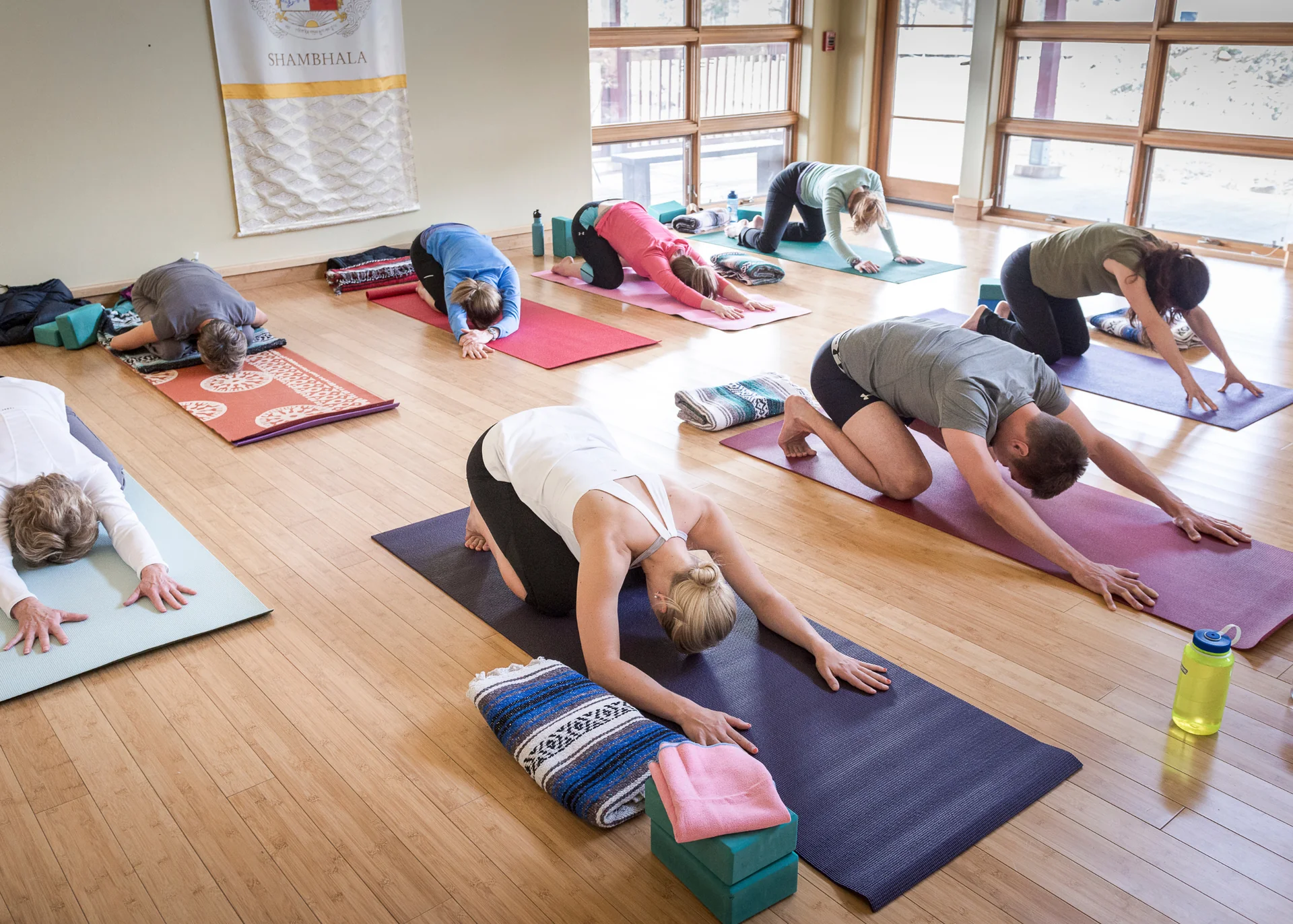 Healing the Heart: Un retiro silencioso de yoga y zen