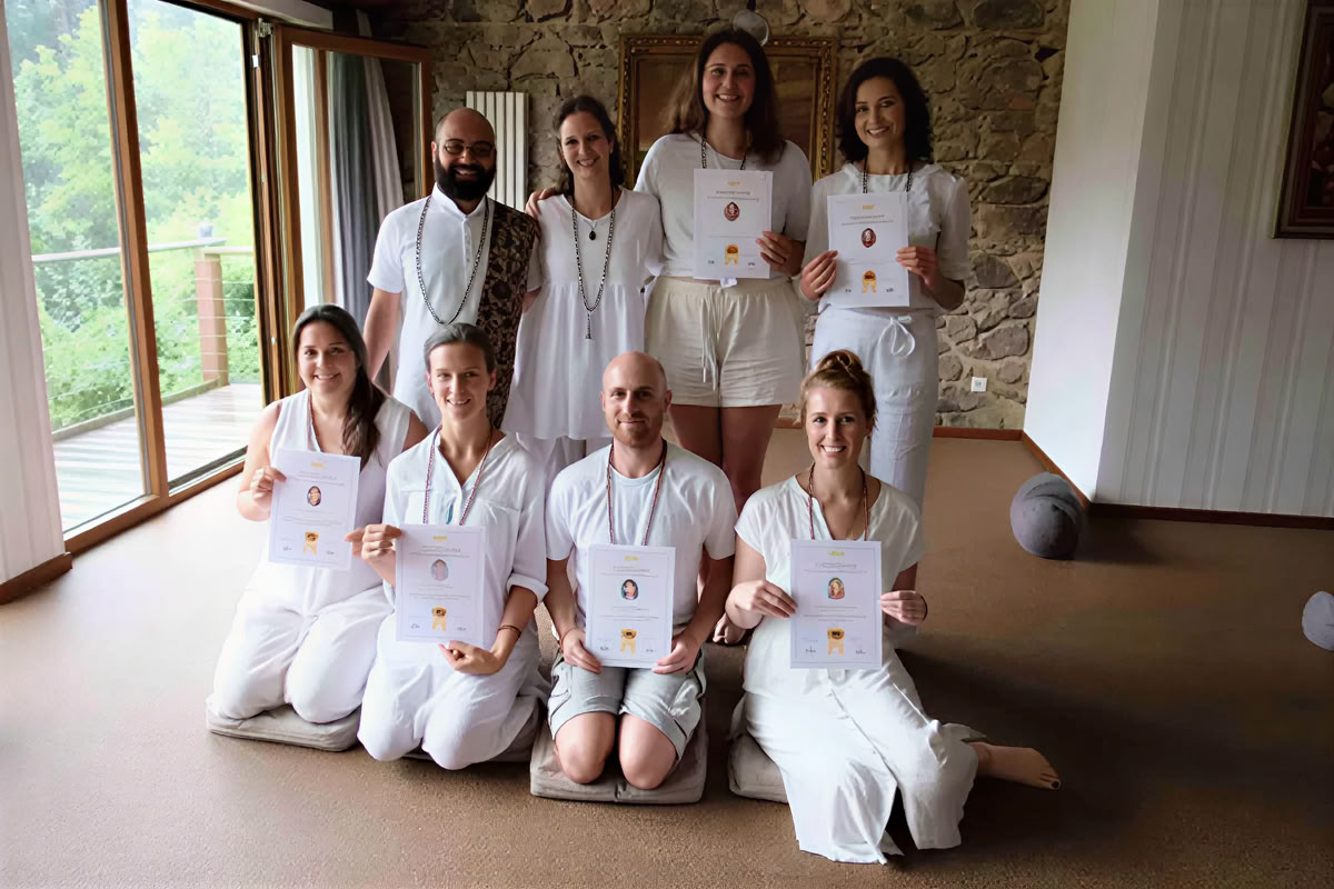 Formación de Profesores de Yoga de 200 horas en Portugal