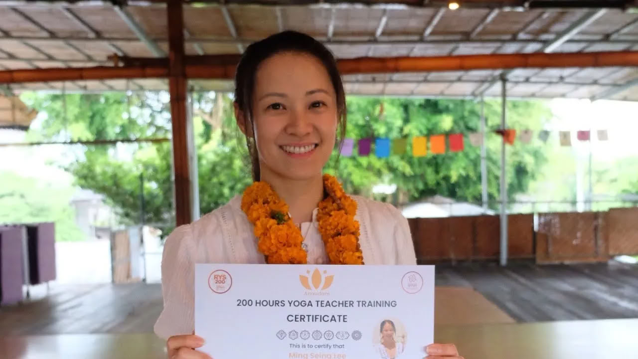 200 horas Formación de Profesores de Yoga Vancouver Canadá