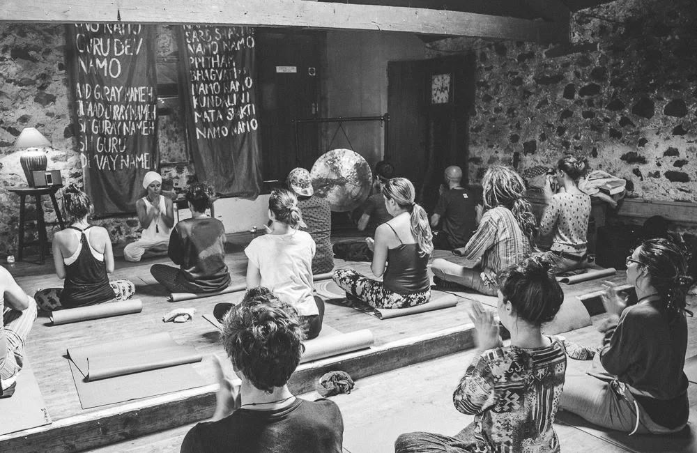 Explorando la mente y la meditación