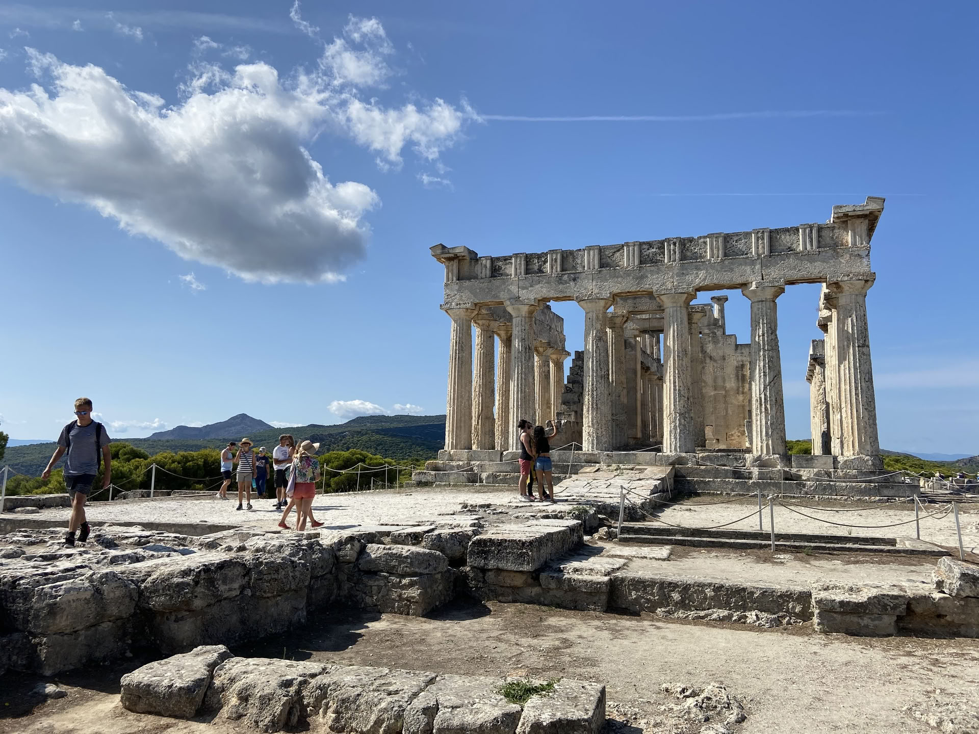 Retiro de Yoga y Vida Lenta de Mediados de Verano en Grecia
