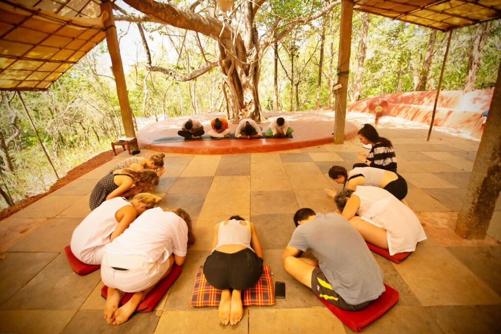 200 Horas de Formación de Profesores de Yoga en Goa