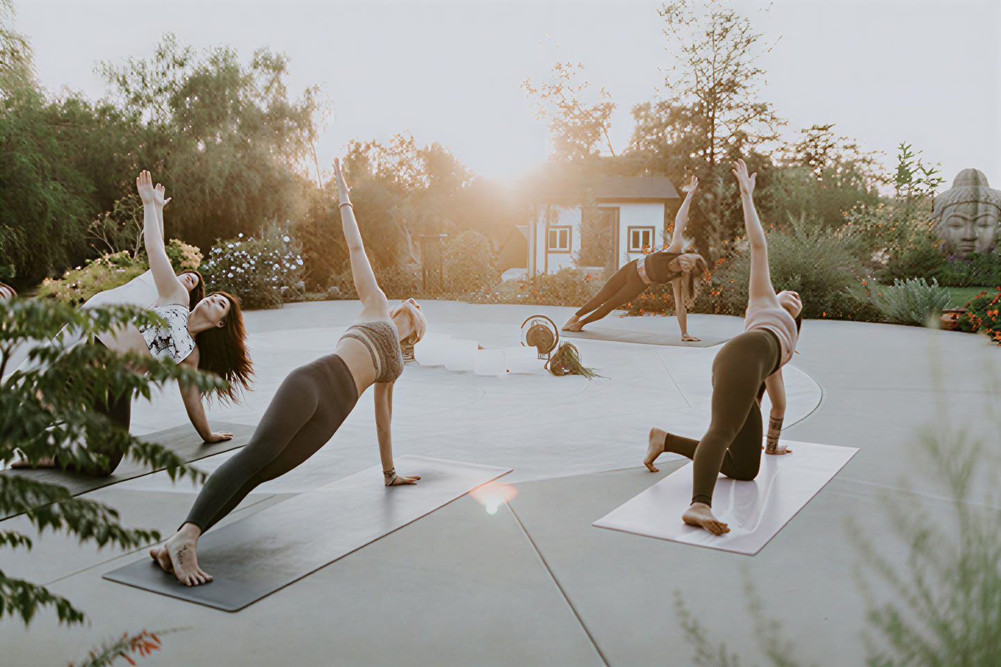 Inauguración de Divine Yoga Properties