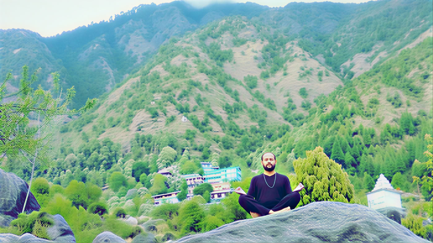 100 horas de formación de certificación en meditación en Rishikesh, India