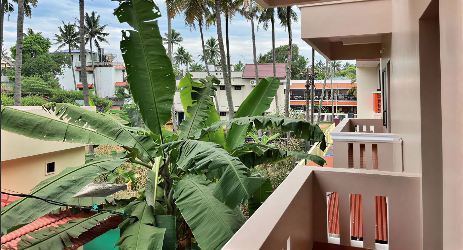 Formación de Profesores de Yoga de 100 Horas en Varkala, Kerala