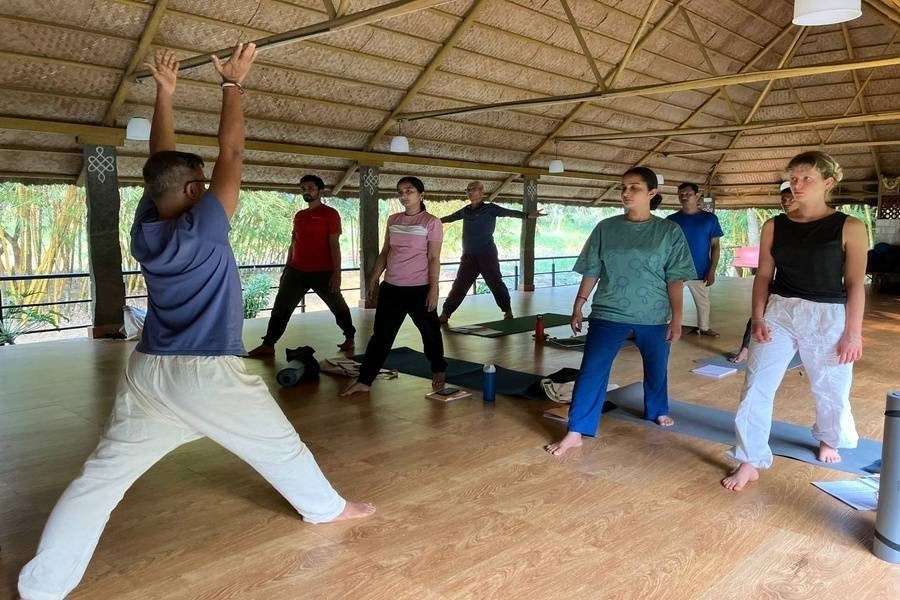 Curso de formación de profesores de yoga de 300 horas en Mysore