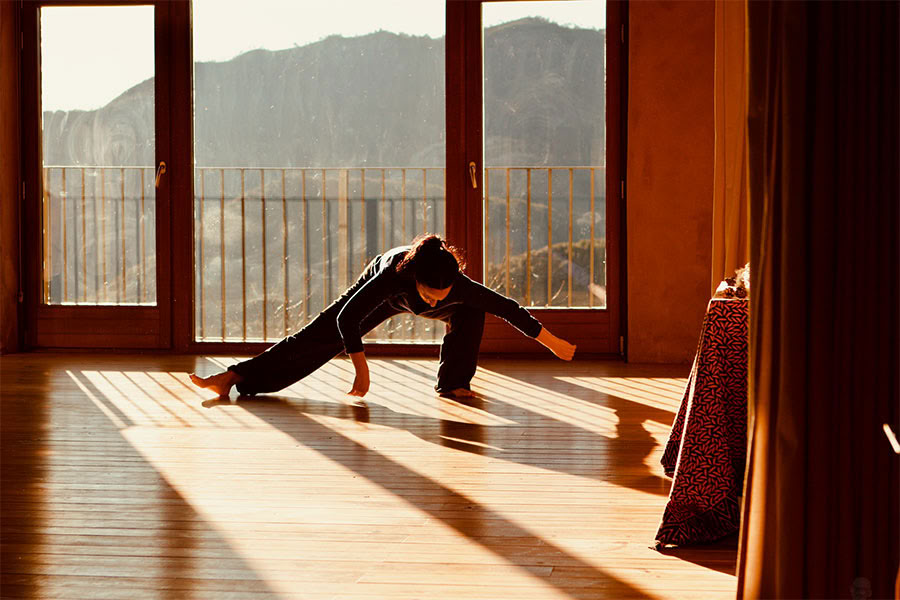 Dancing nature: Retiro de Movimiento, Yoga, Arte y Senderismo