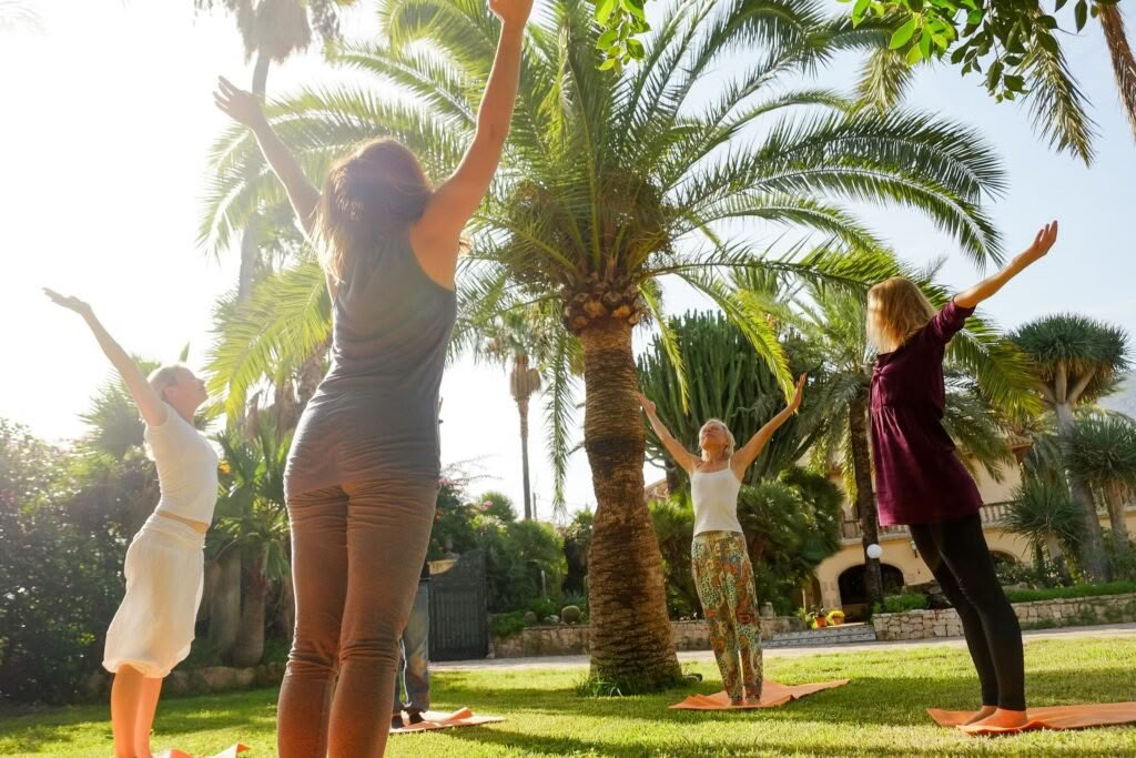 Sábado + Domingo por la mañana: Yoga y Meditación