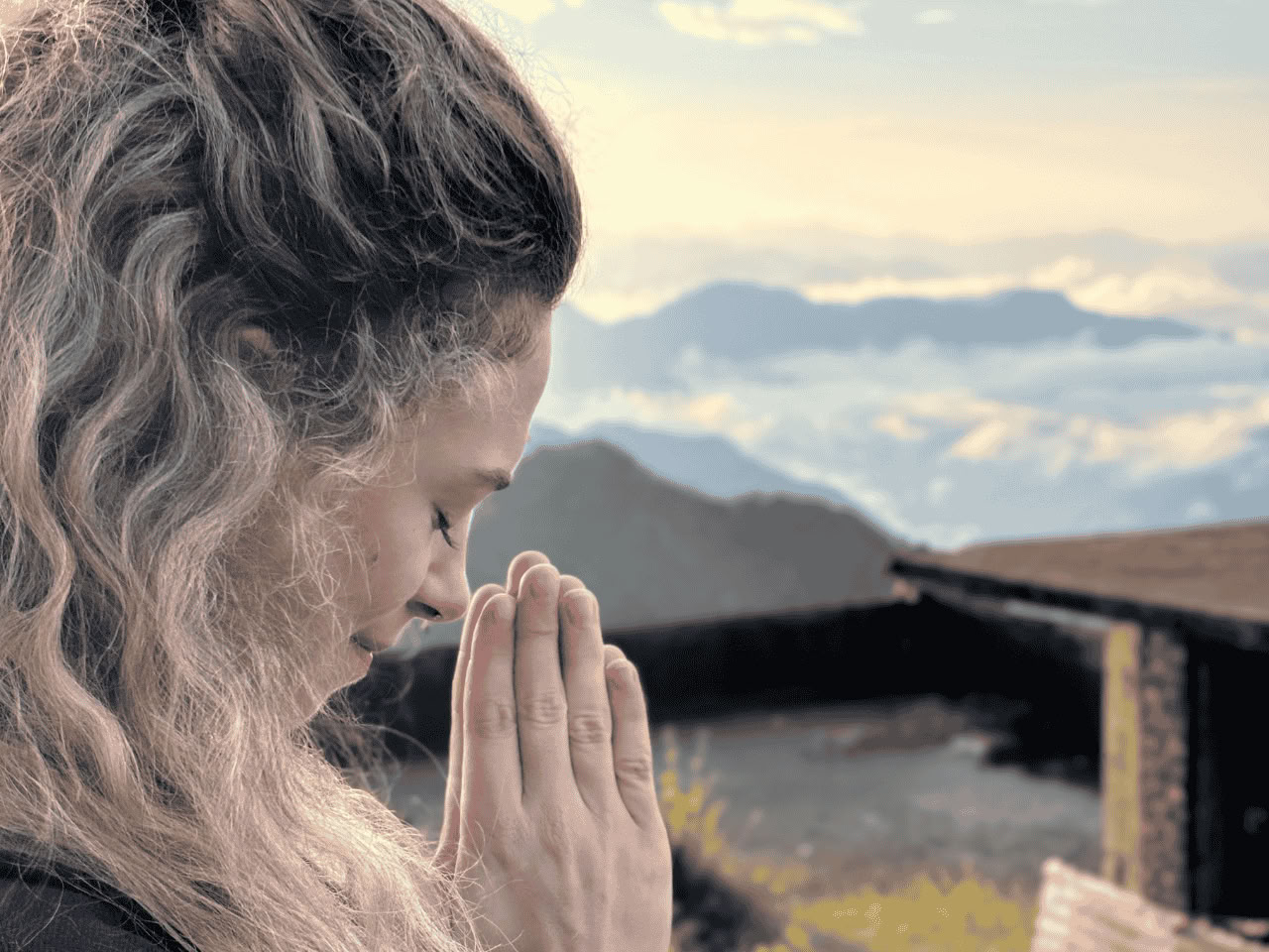 300 Horas de Formación Avanzada de Profesores de Kundalini Yoga en Rishikesh, India – Abril de 2026