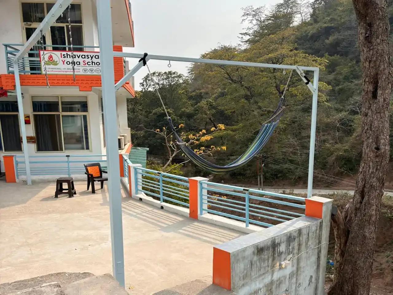 10 Días de Formación de Profesores de Yoga Aéreo en Rishikesh