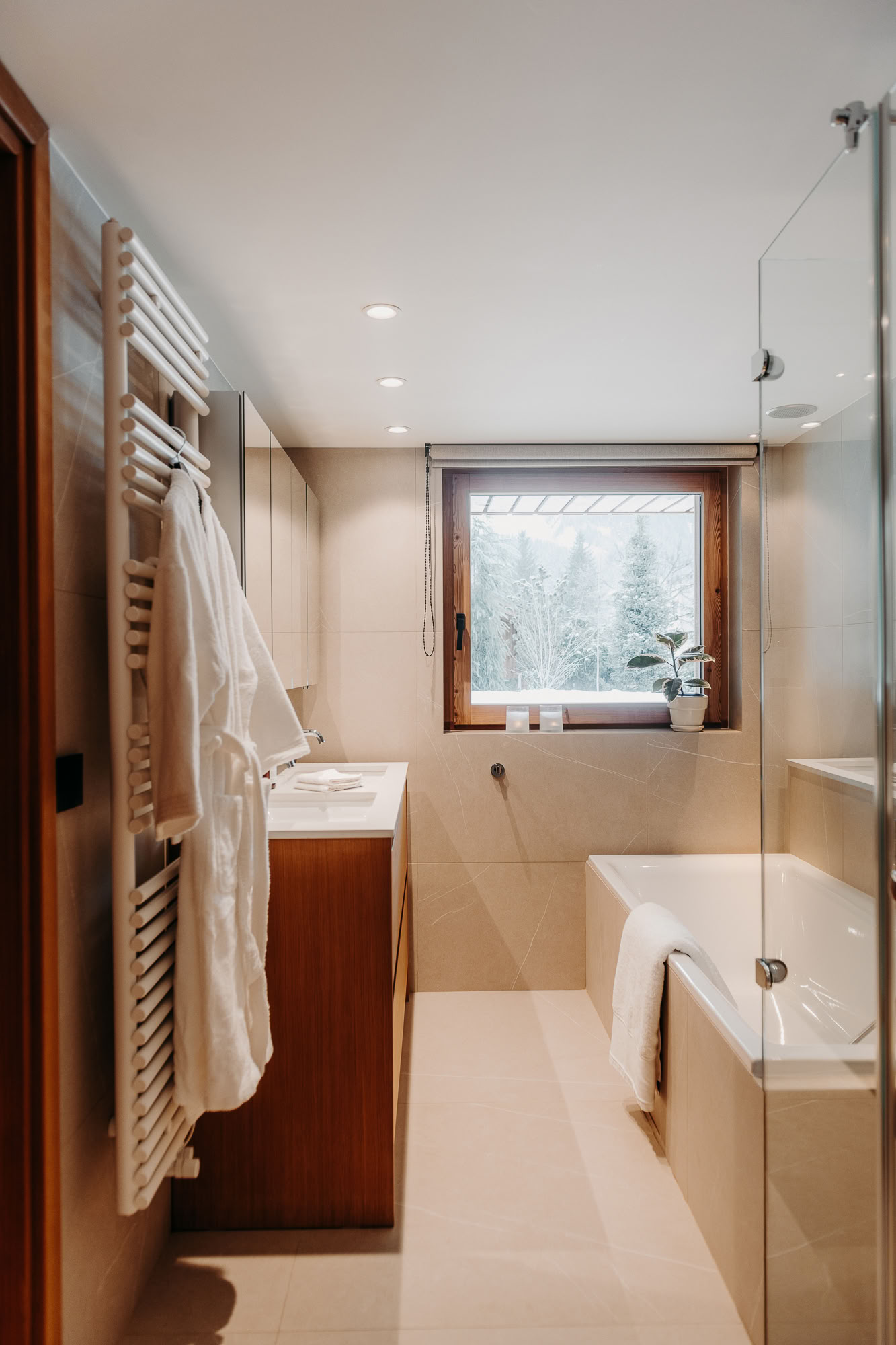 Ski, Pilates, Yoga Retiro in Chamonix Jan 2027
