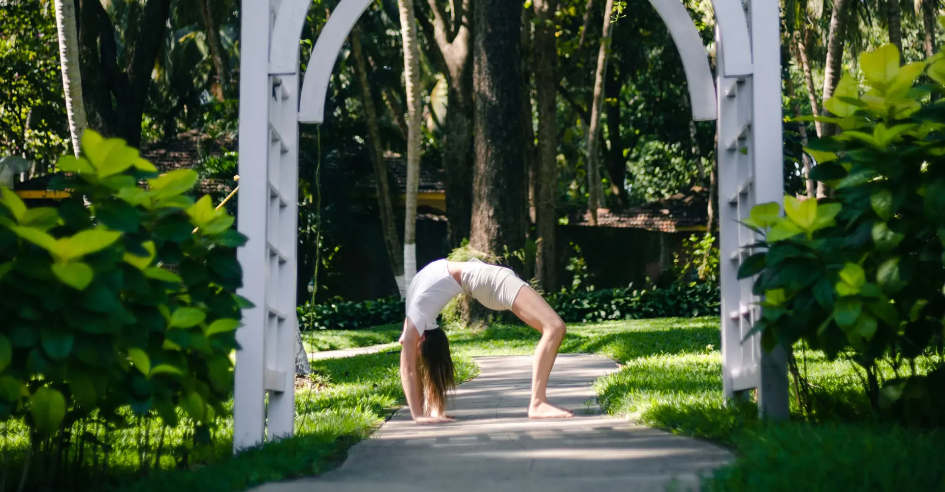 Bienestar Digestivo y Salud Intestinal con Yoga Terapéutico Agni Dipanam Yoga Chikitsa