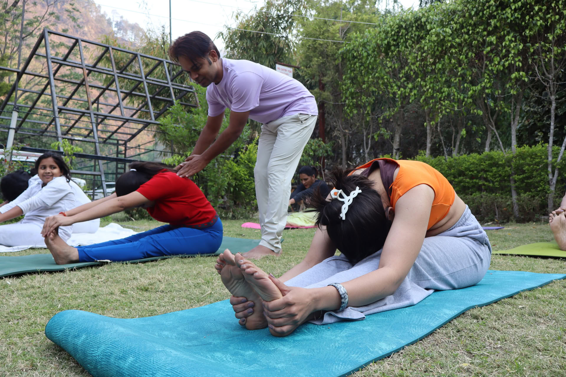 300 Horas de Formación de Profesores de Yoga
