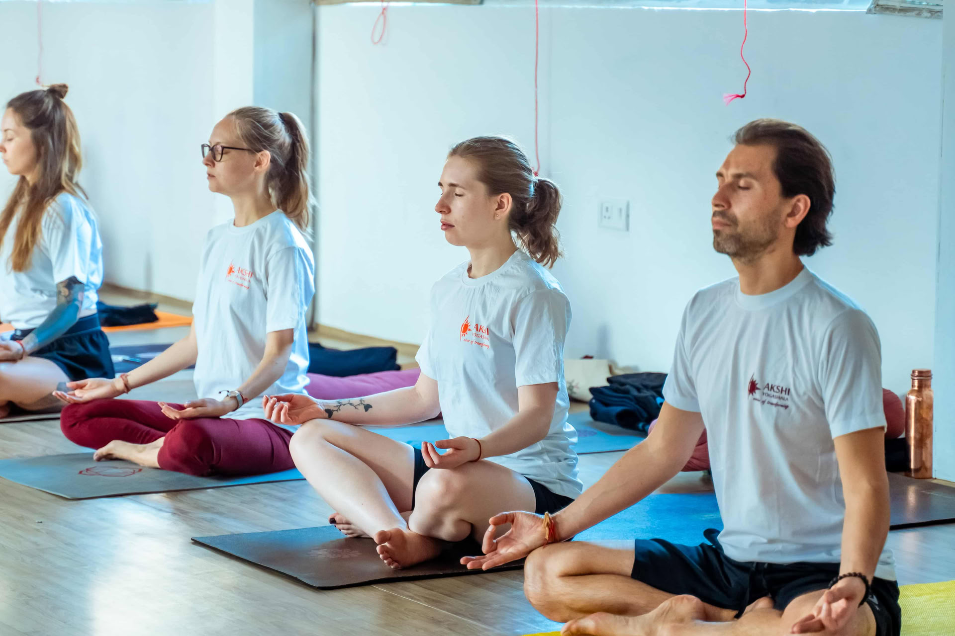 100 Horas de Formación de Profesores de Pranayama en Rishikesh
