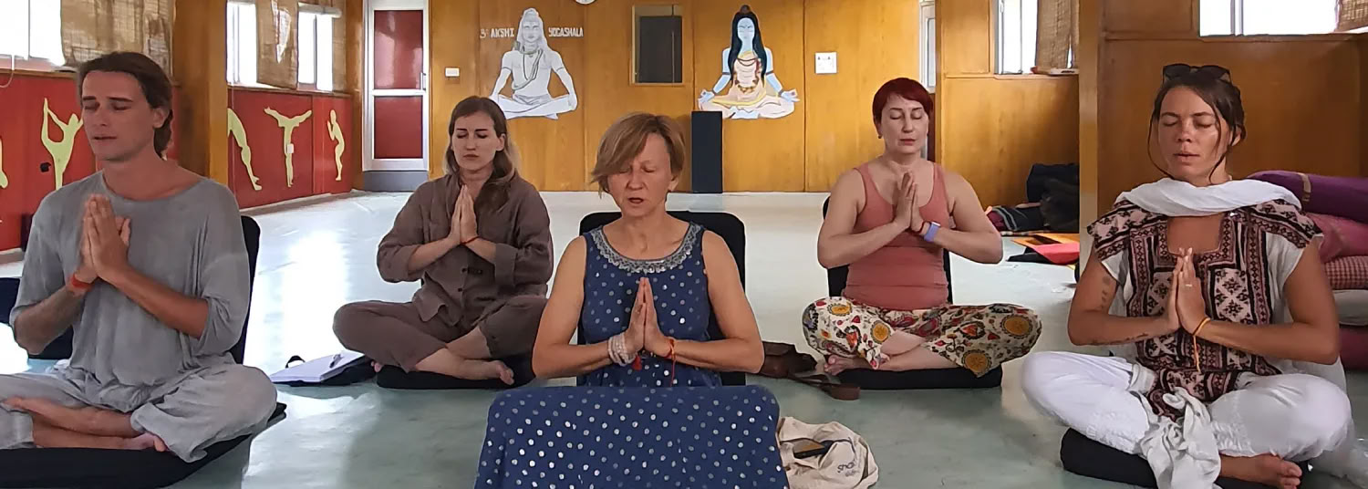 3 y 5 días Retiro de yoga y meditación en Rishikesh