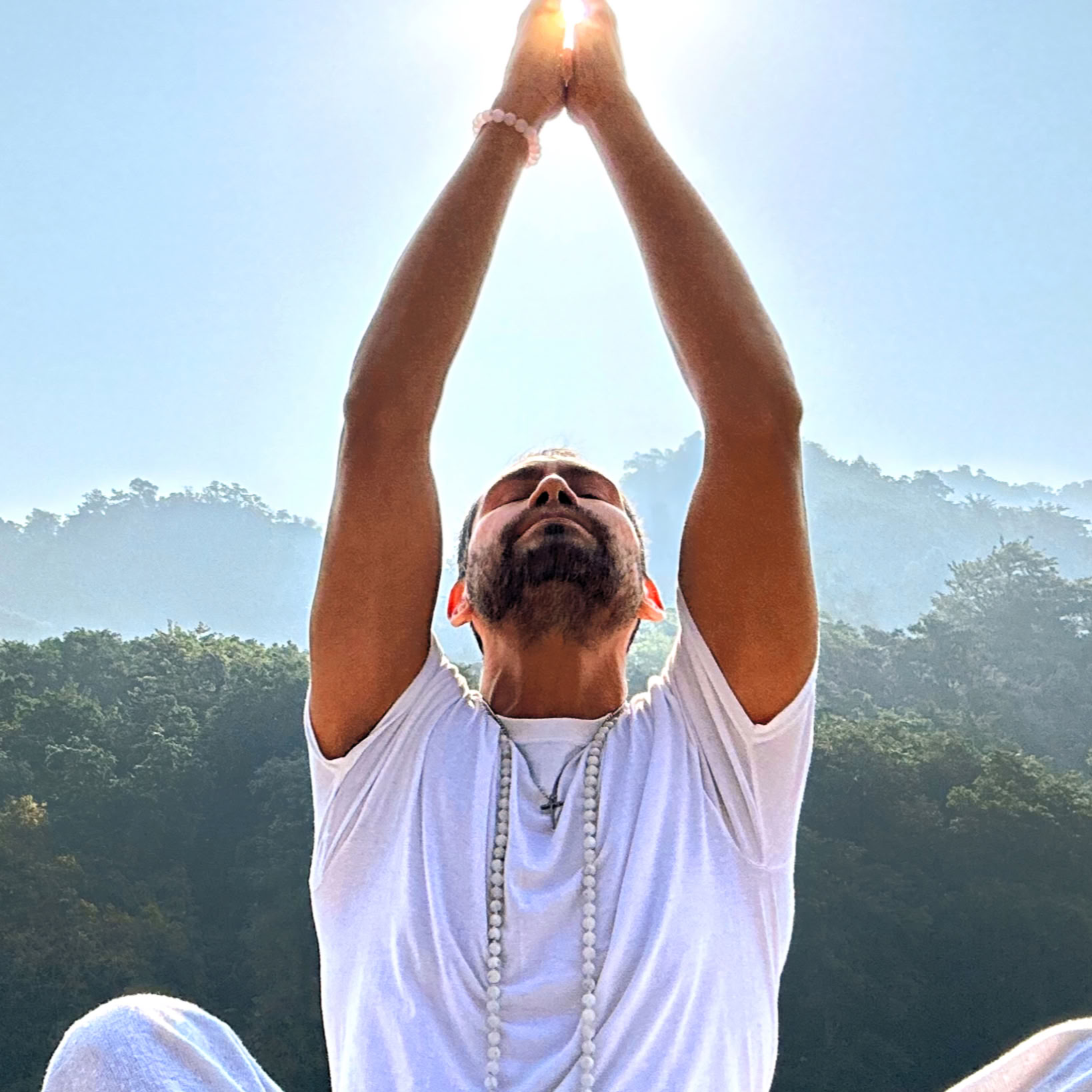 Reiki con Christopher Chavez