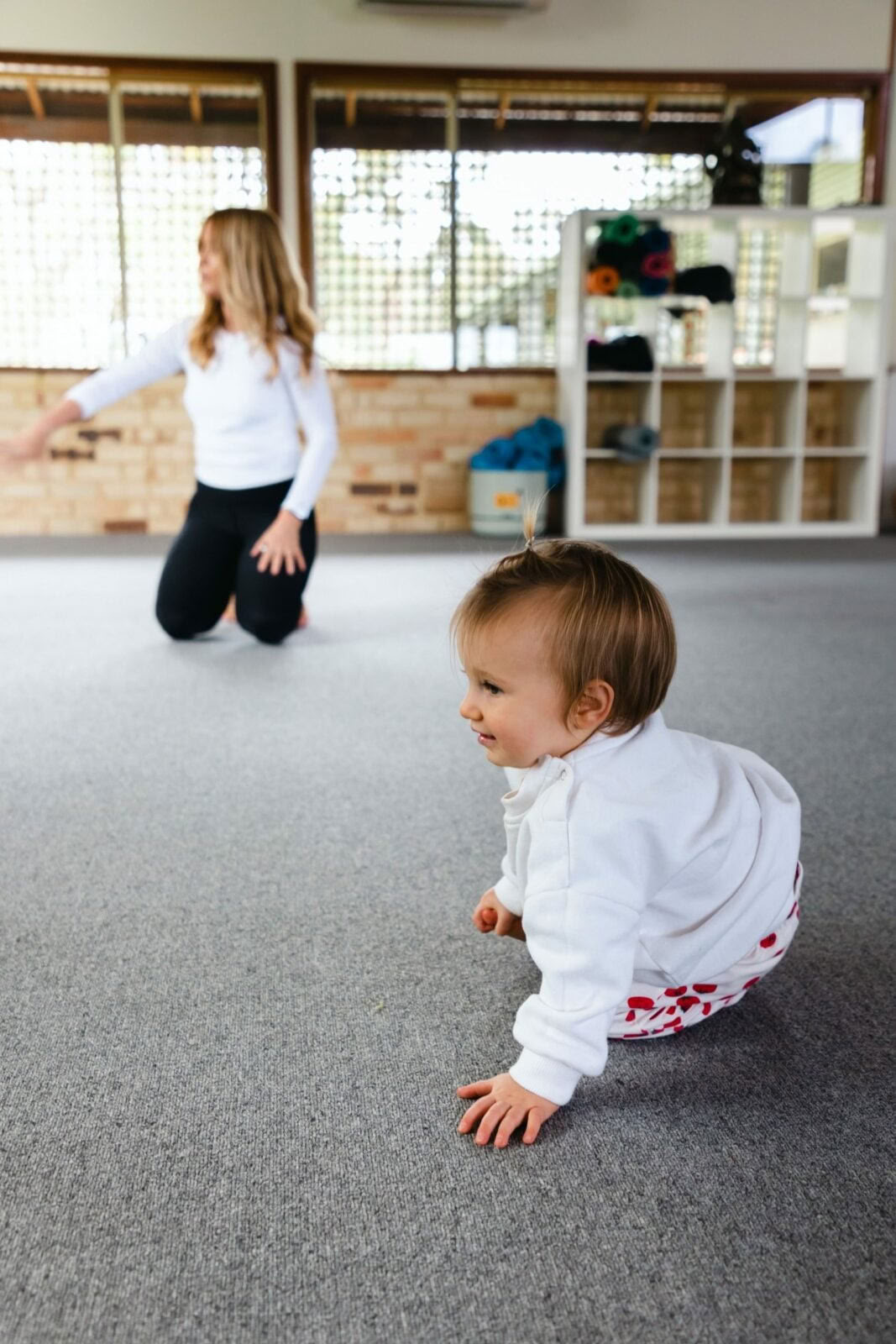 Curso de yoga para mamás y bebés