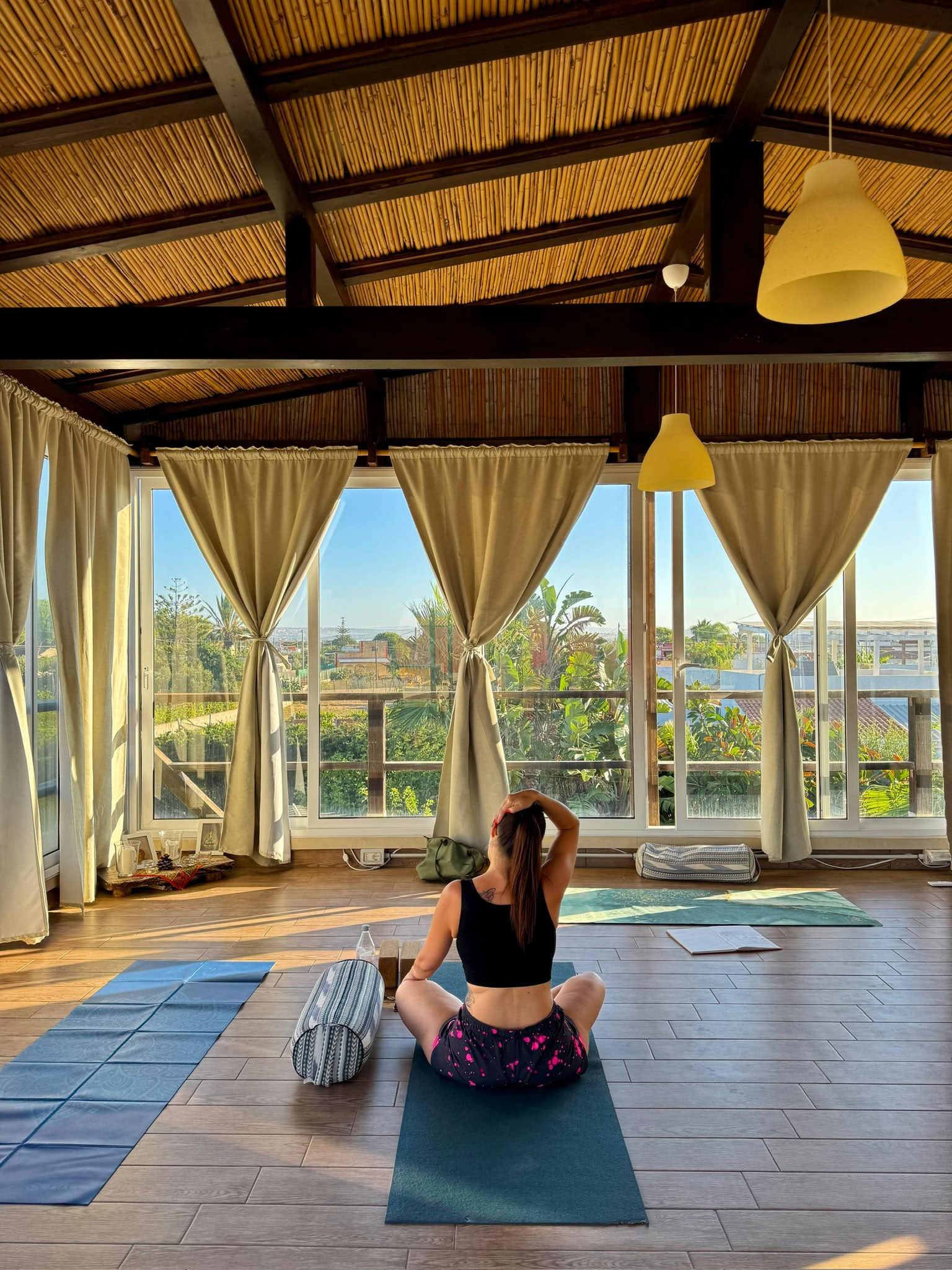 Floripa Summer Play: Yoga, Acro e Inversiones