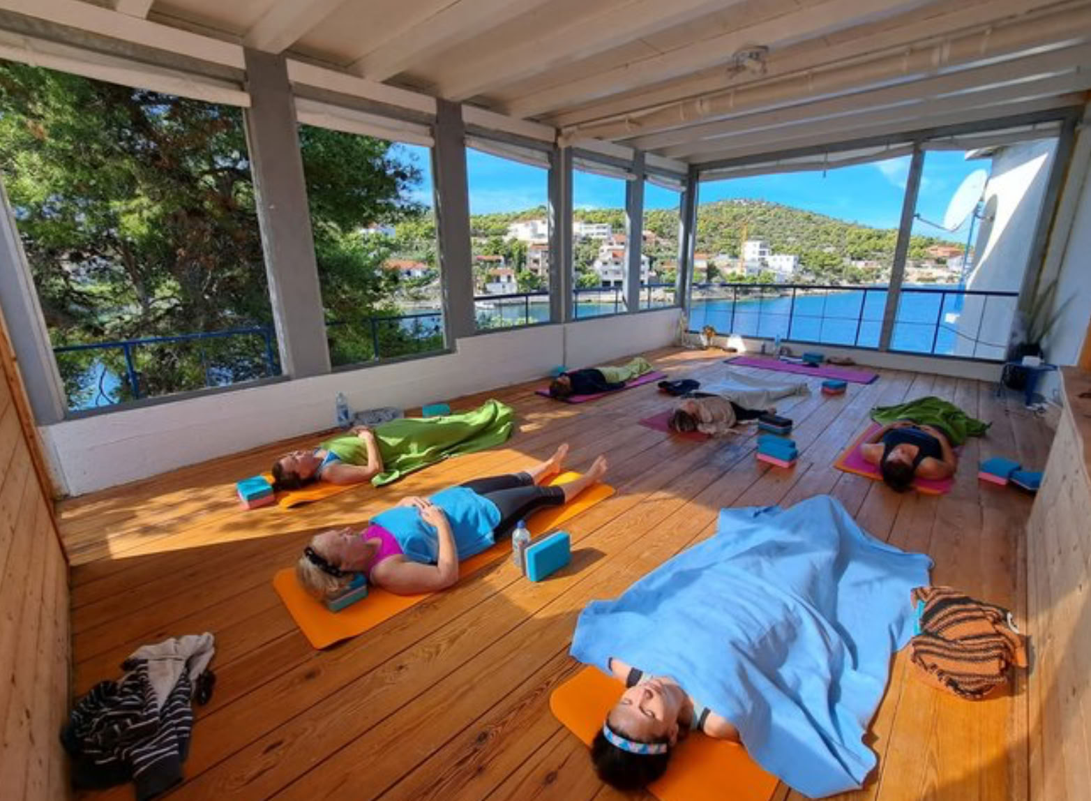 Retiro de Otoño: Recuperación y Yoga Relajante