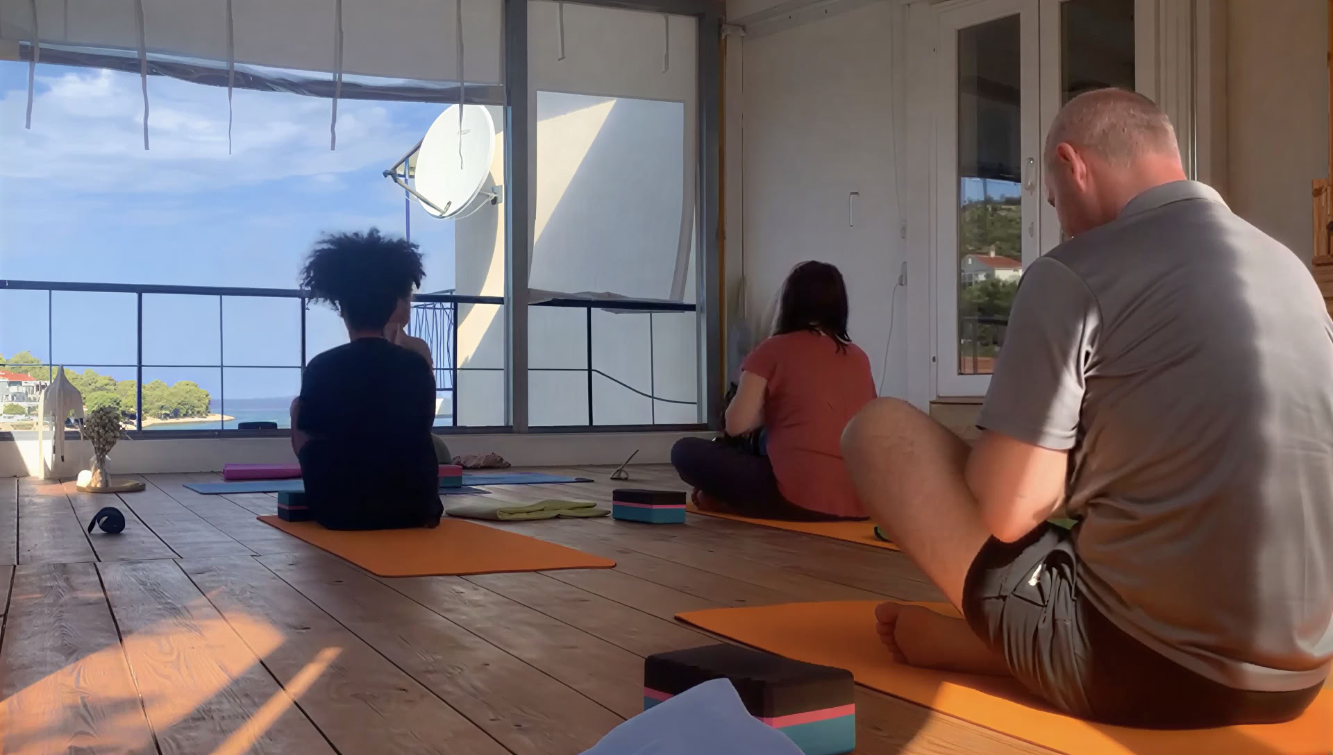 Retiro de yoga para resetear y relajarse de 4 días