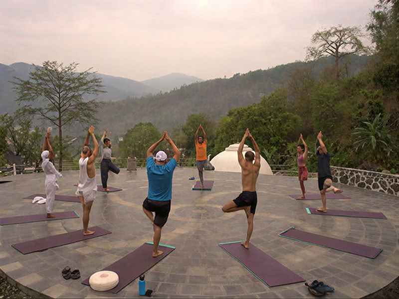 Taller de Bhakti Yoga de 100 horas - 11 días / 10 noches