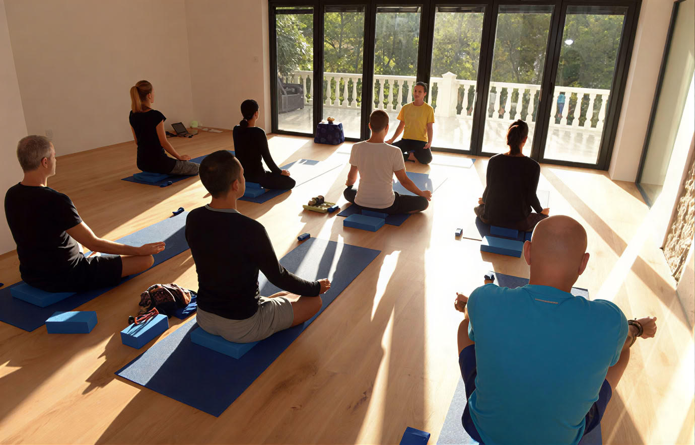 Retiro intensivo de yoga y meditación: introducción a los Yoga Sutras de Patanjali, módulo 1 de la formación internacional de profesores de Raja Yoga