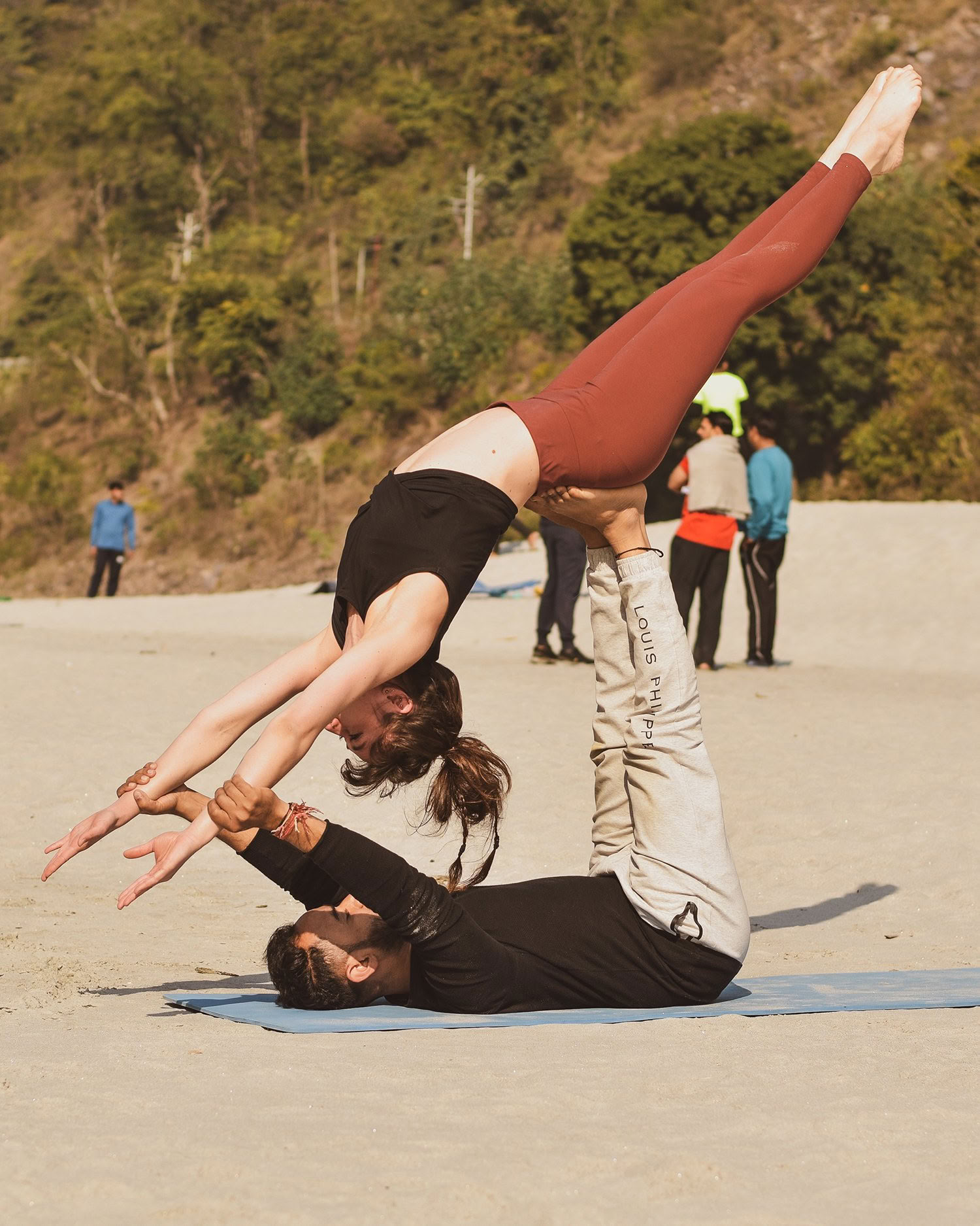 Formación de profesores de yoga de 100 horas en Rishikesh ✅