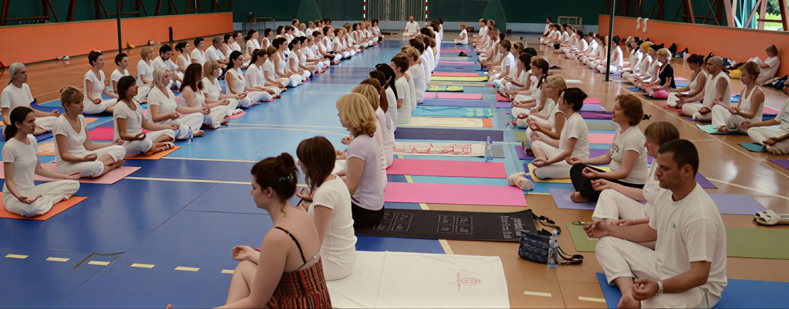 Programa de Karma Yoga