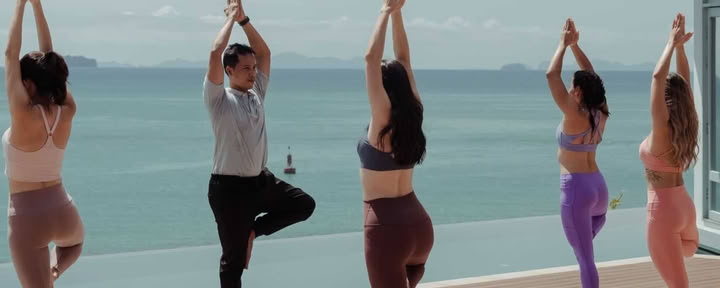 Programa de retiro de yoga AMATARA de 10 noches