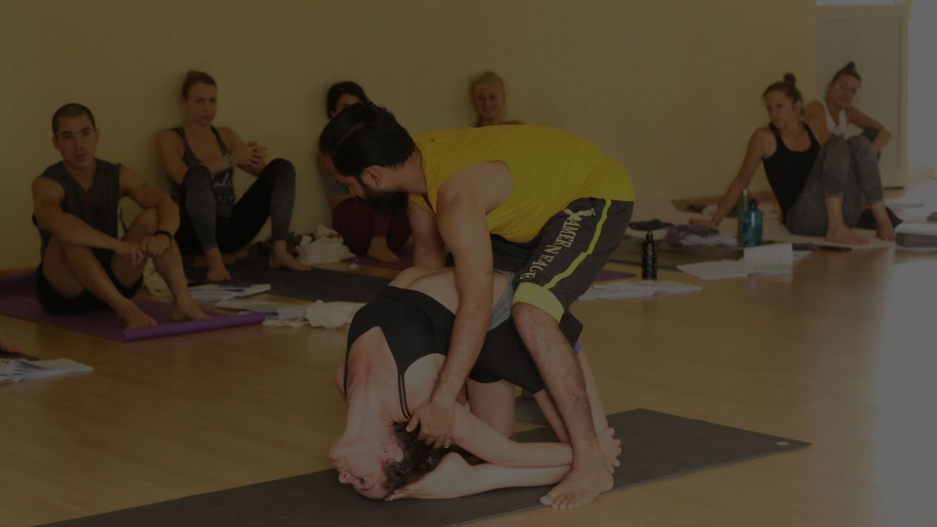 Formación Avanzada de Profesores de Yoga de 300 Horas - Agosto de 2026