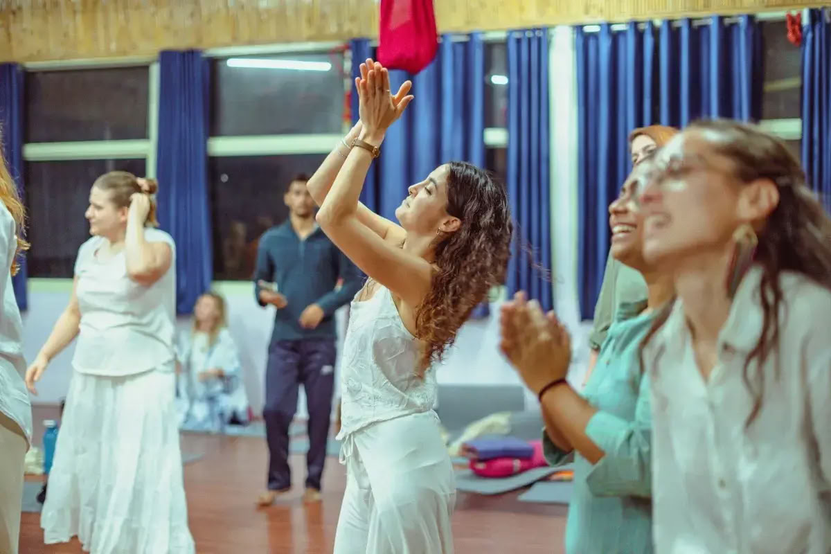 Retiro de yoga kundalini de 6 días en Rishikesh
