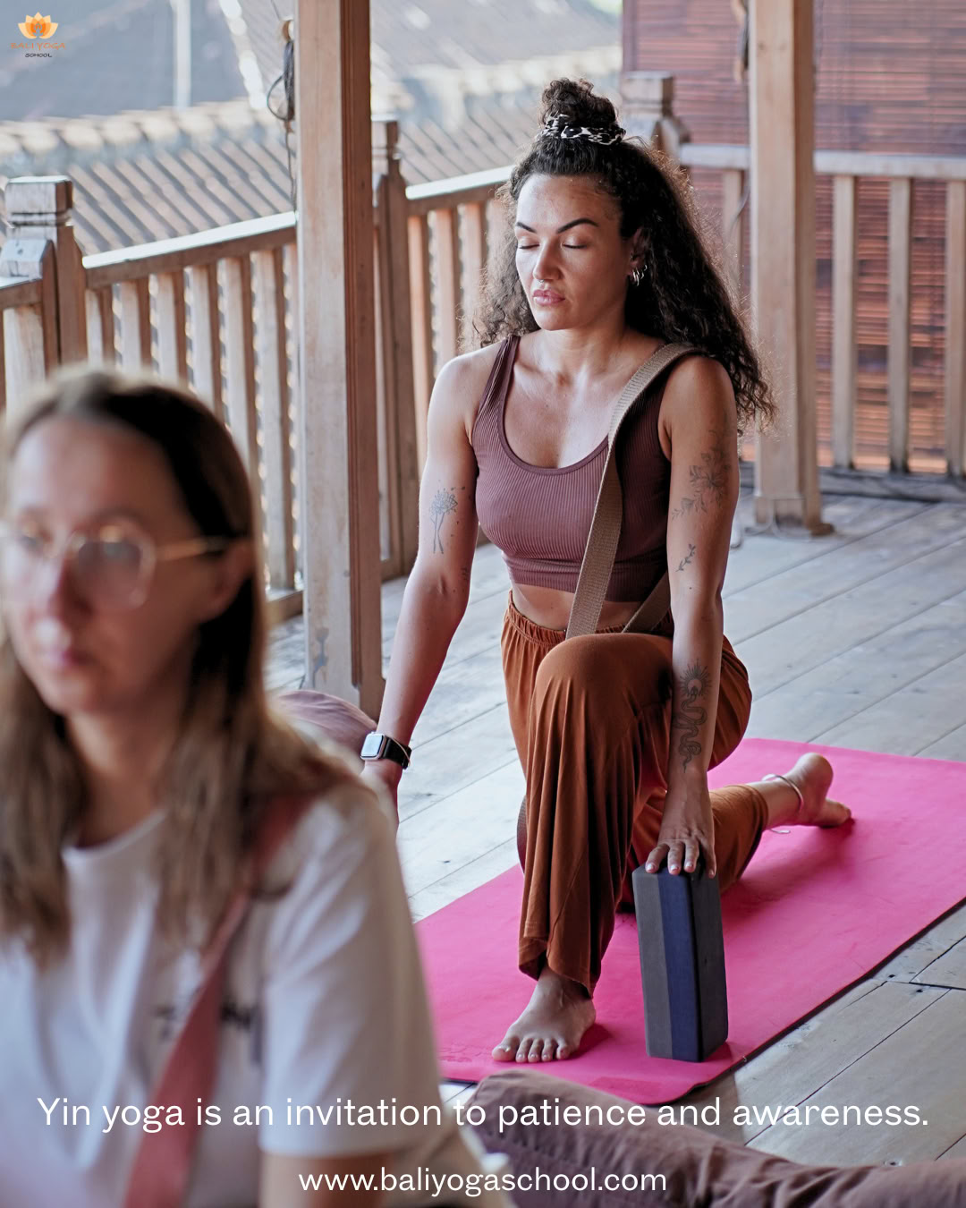 Formación de profesores de Yin Yoga de 100 horas en Bali, Indonesia