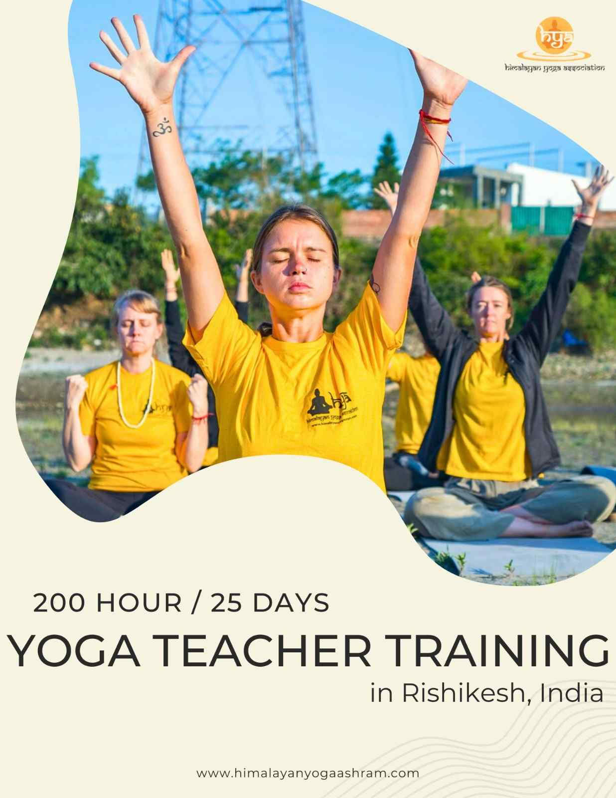 Formación de profesores de yoga de 300 horas en Tailandia