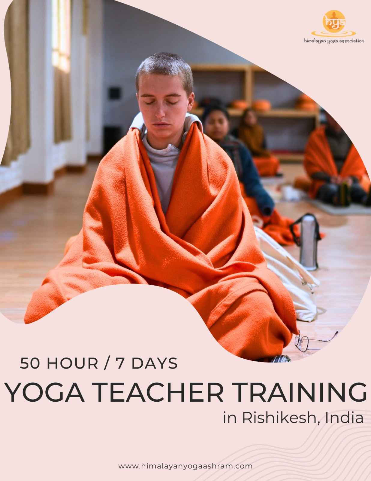 Formación de profesores de yoga de 300 horas en Tailandia