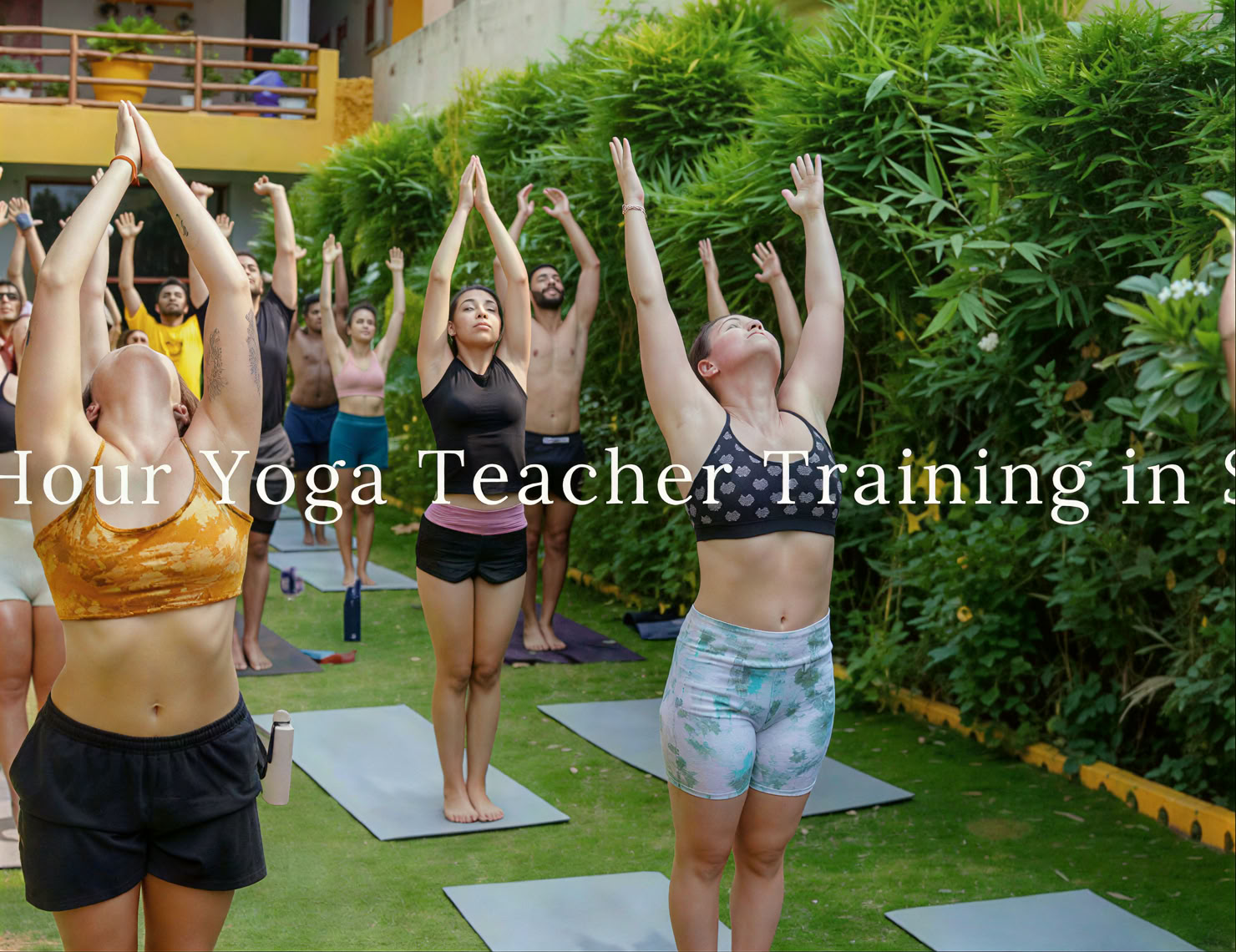 Formación de profesores de yoga de 300 horas en Tailandia