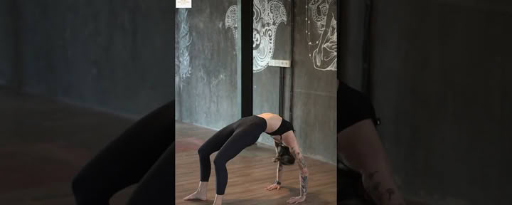 Formación de profesores de yoga de 100 horas en Uluwatu, Bali