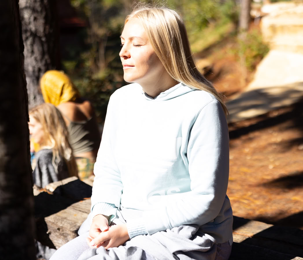 Retiro de meditación tántrica no dual en silencio de 7 días