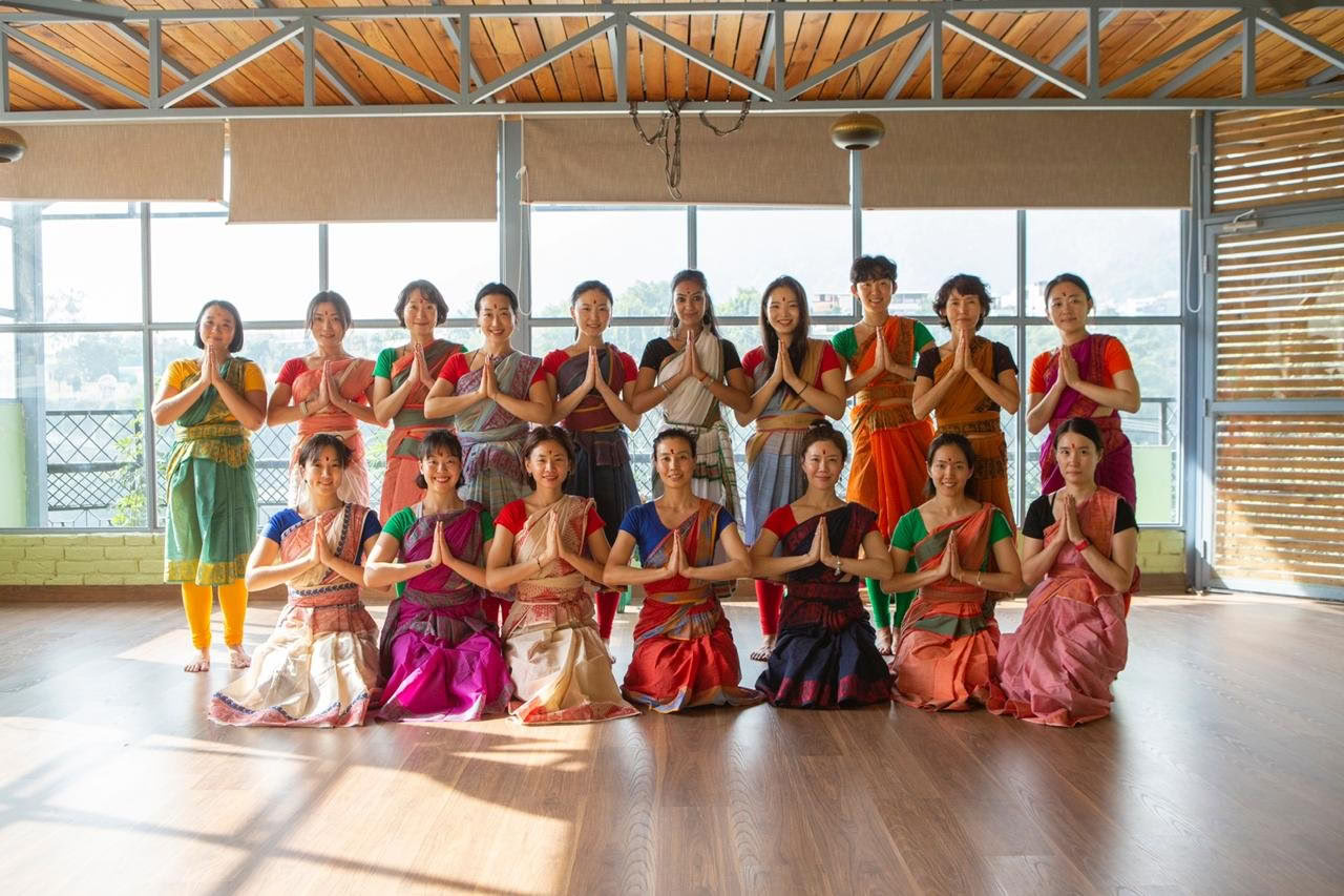 Curso de formación de profesores de yoga de 200 horas en Rishikesh