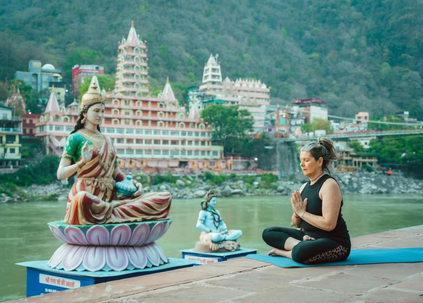Retiro de yoga y senderismo en el Himalaya de 9 días