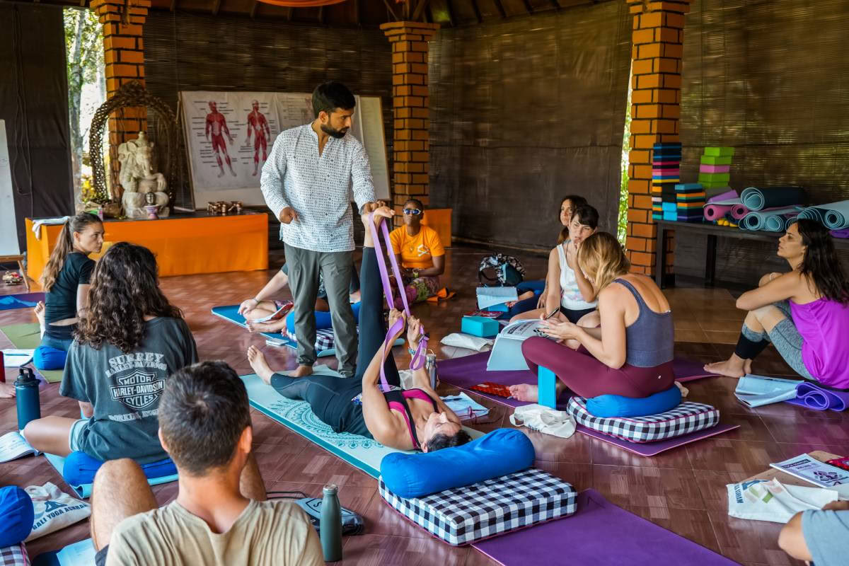 Formación de profesores de Yin Yoga y Vinyasa Flow de 200 horas en Bali