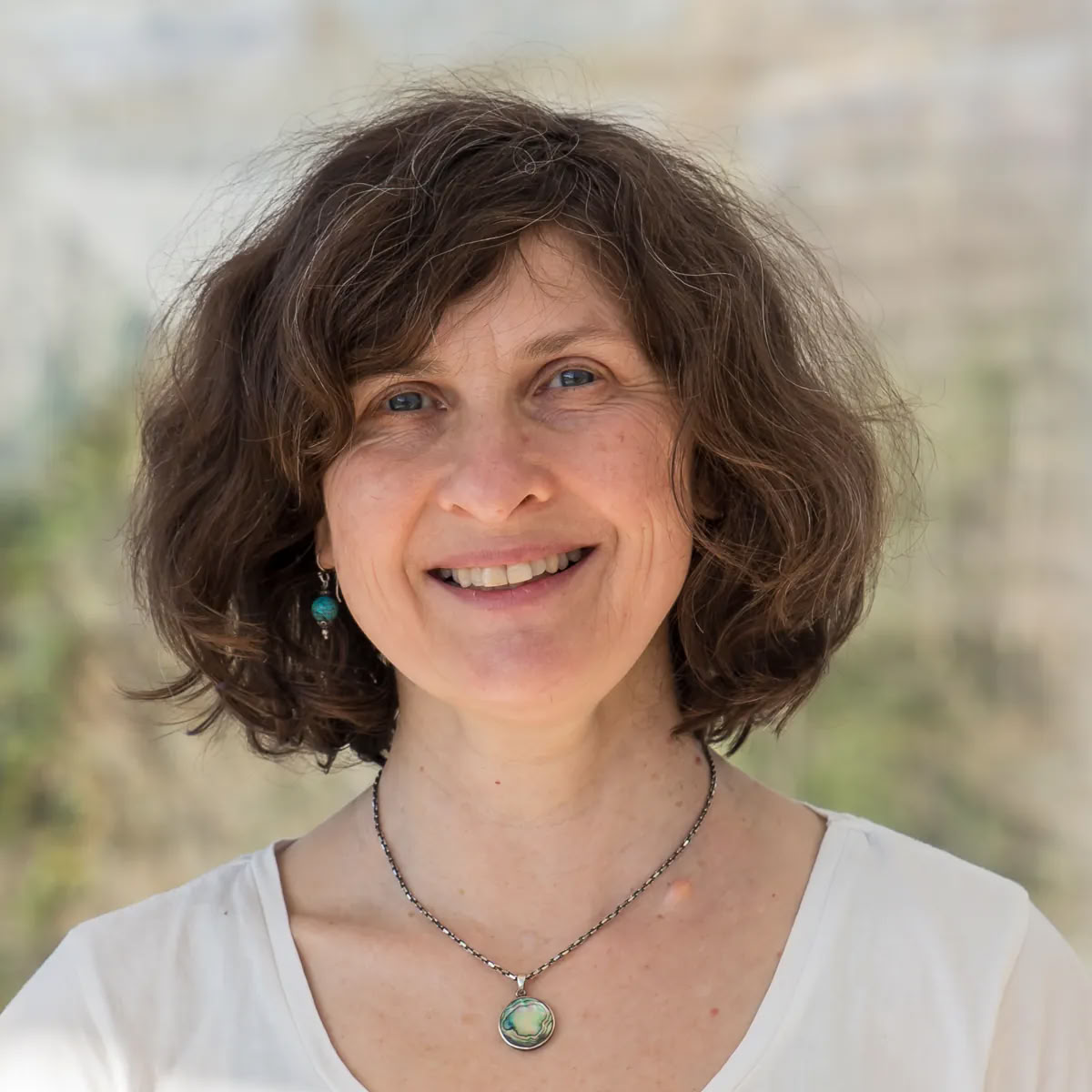 Respiración, quietud y yoga somático con Eleanor Dawson | Burren Yoga Retiro | Retiro de bienestar Irlanda