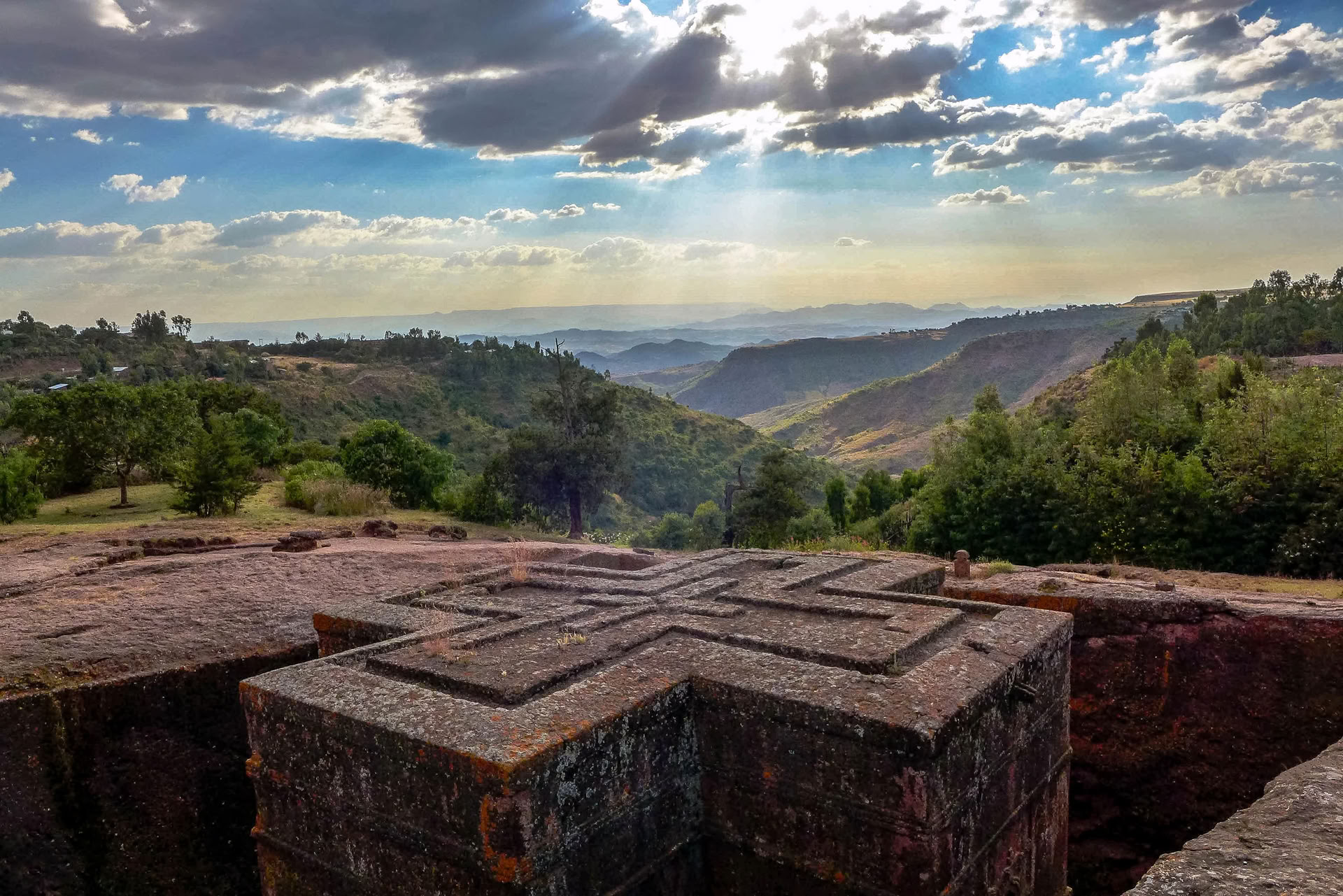 Trekking por el norte de Etiopía hacia las montañas Simien