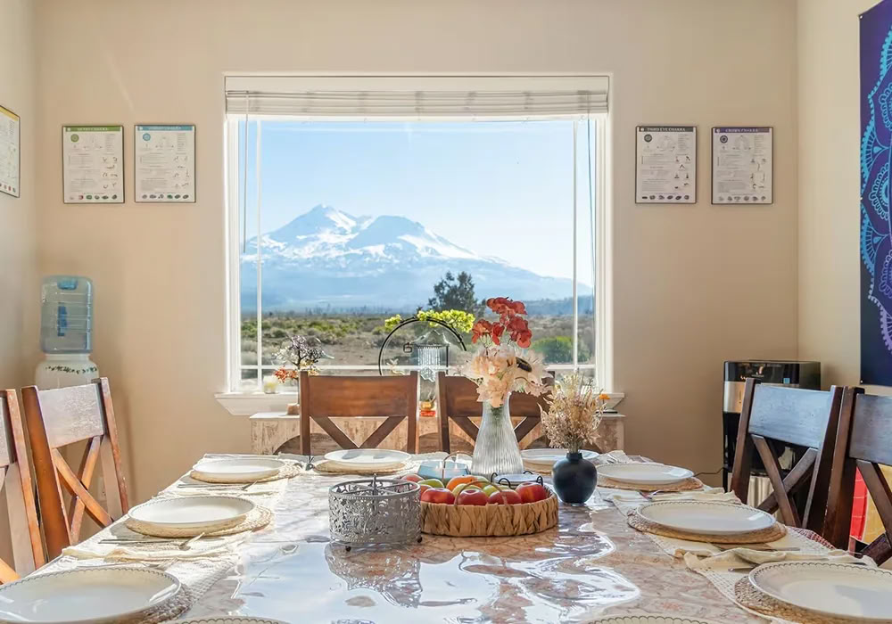Retiro Mount Shasta