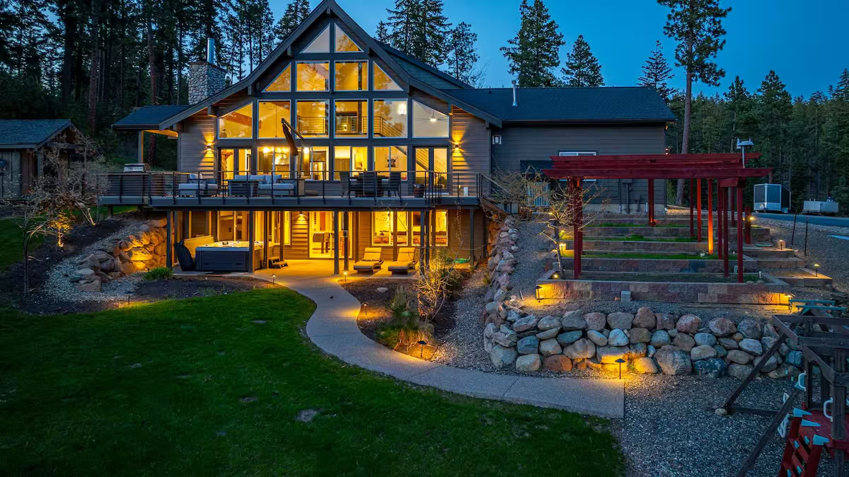 Retiro de yoga, senderismo y pickleball en Cascades
