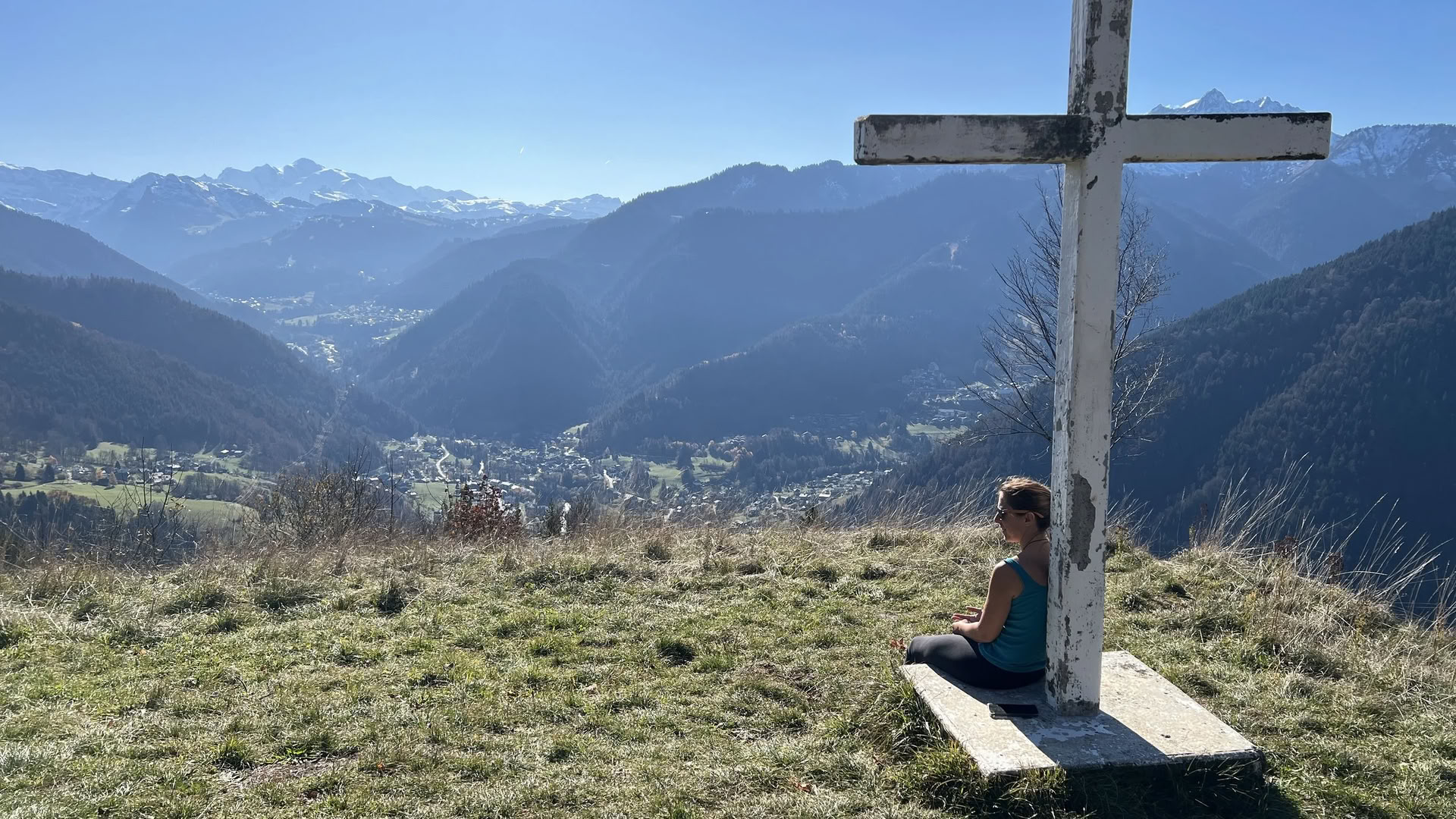 Retiro Volver a Casa: Retiro de mindfulness, yoga y senderismo en los Alpes franceses